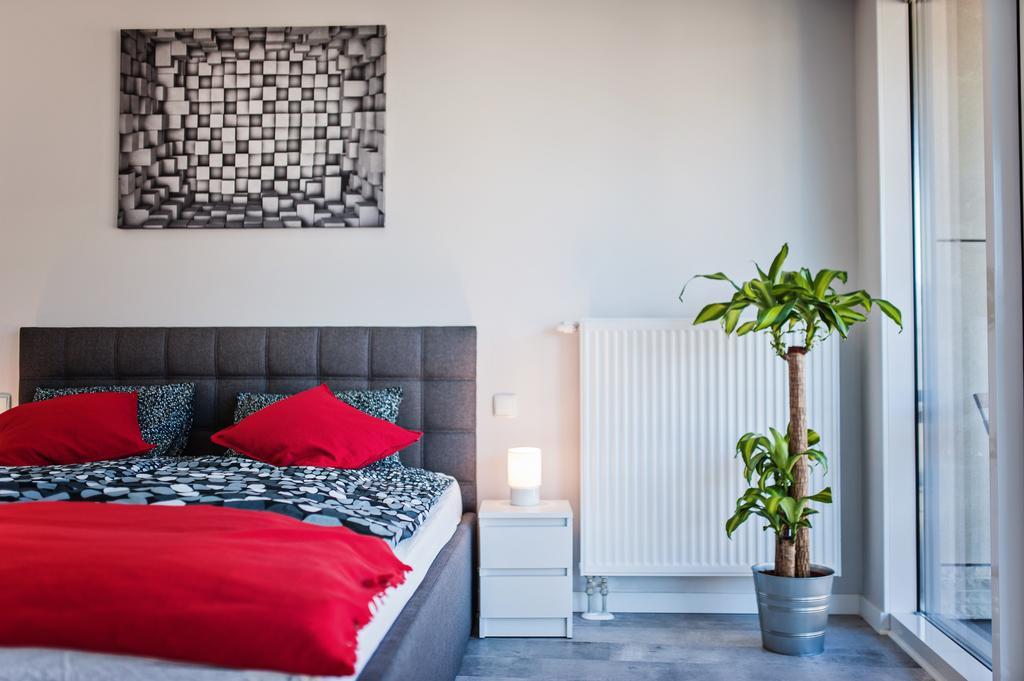 פוזנן Good Time Apartments - Boznicza 1 I Male Garbary 8 מראה חיצוני תמונה