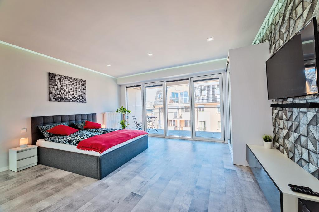 פוזנן Good Time Apartments - Boznicza 1 I Male Garbary 8 מראה חיצוני תמונה