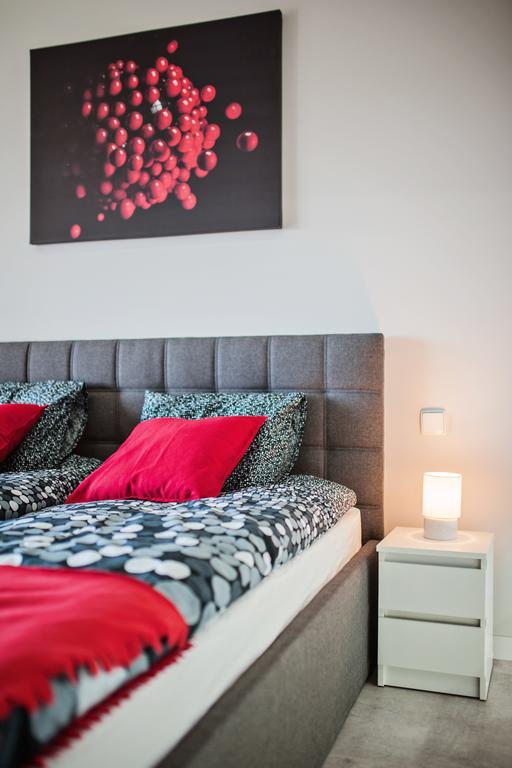 פוזנן Good Time Apartments - Boznicza 1 I Male Garbary 8 מראה חיצוני תמונה