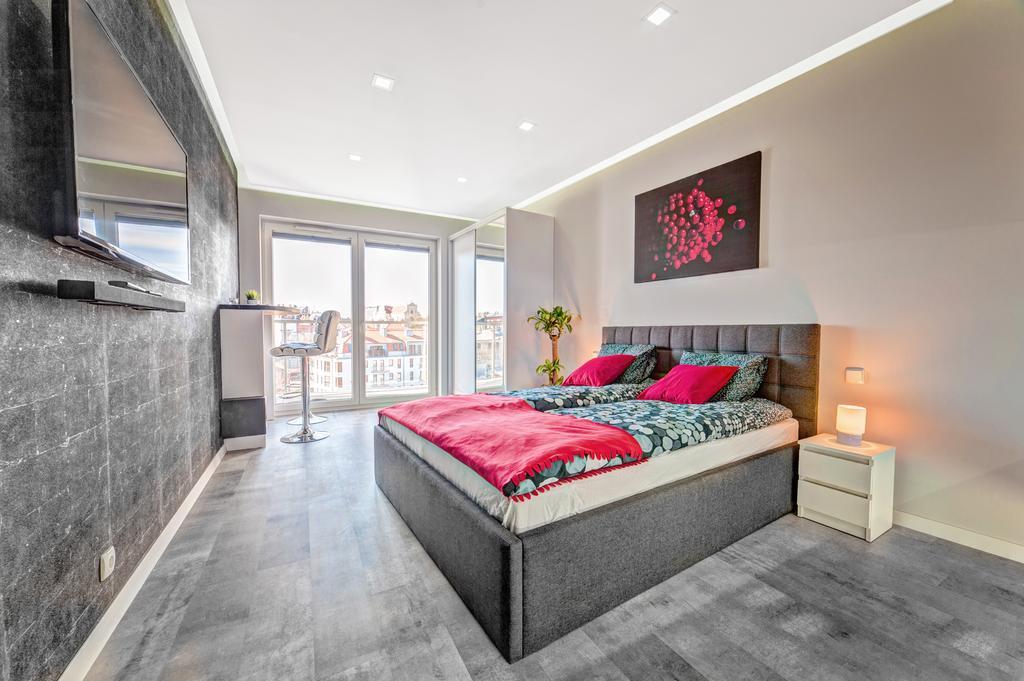 פוזנן Good Time Apartments - Boznicza 1 I Male Garbary 8 מראה חיצוני תמונה