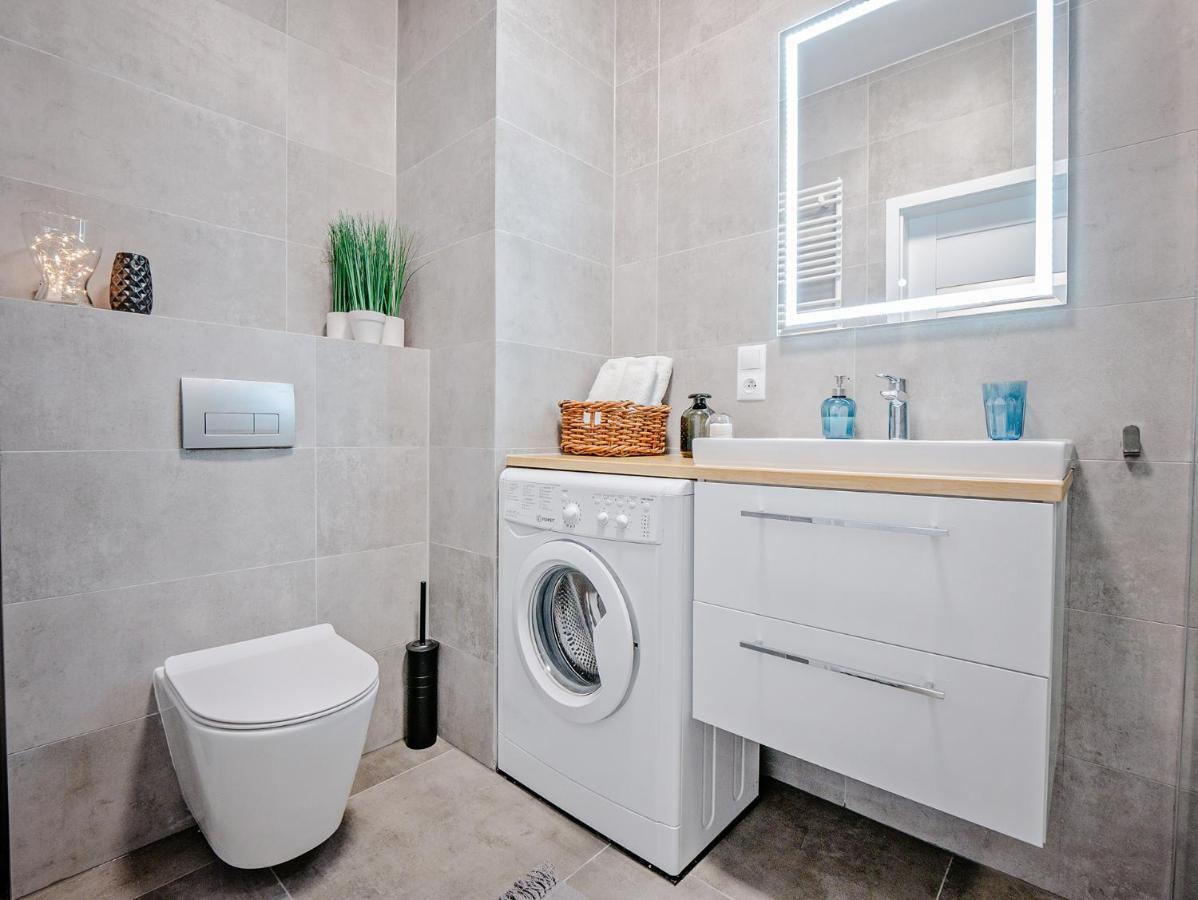 פוזנן Good Time Apartments - Boznicza 1 I Male Garbary 8 מראה חיצוני תמונה
